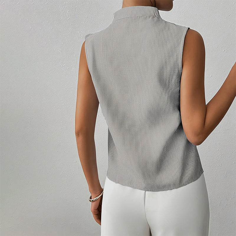 Giulia Bellini Sleeveless Striped V-Neck Blouse